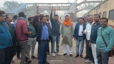 मौके पर ईसीआरकेयू के पदधारी